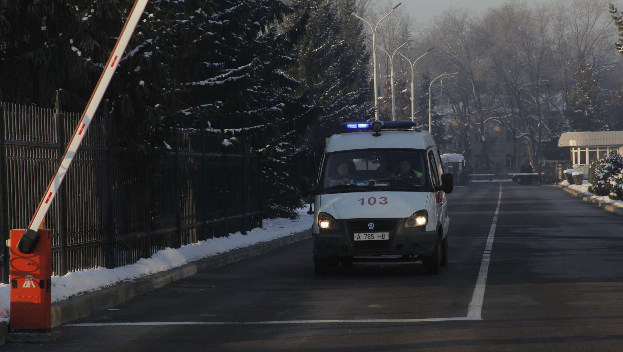 В управздраве Алматы ответили на возмущение водителей скорой помощи из-за  штрафов - 08.12.2020, Sputnik Казахстан