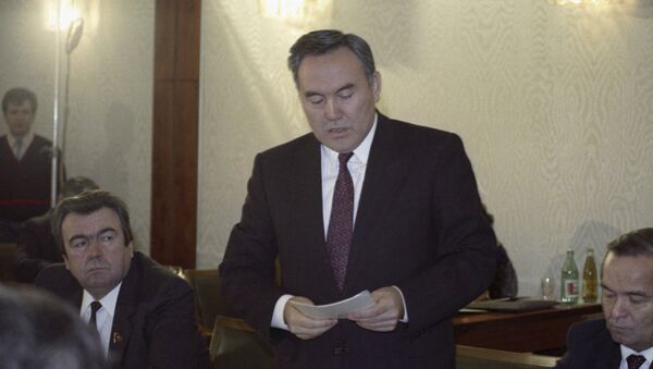 Президент Казахстана Нурсултан Назарбаев, архивное фото 1991 года - Sputnik Казахстан