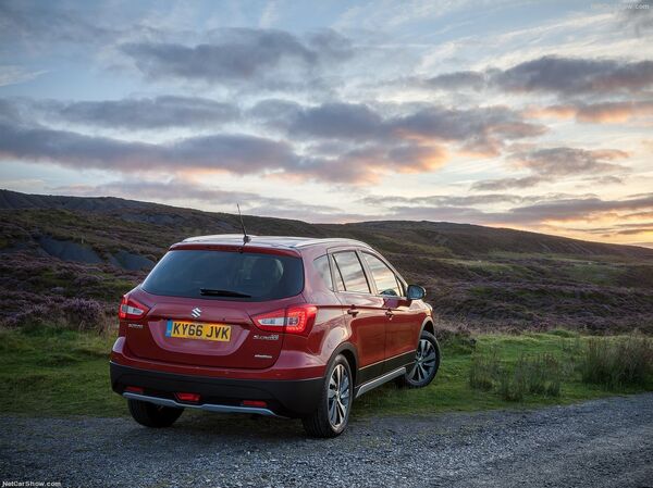 Кроссовер Suzuki SX4 Кроссовер Suzuki SX4 - Sputnik Казахстан