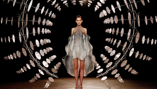 Показ коллекции Iris van Herpen осень-зима 2019/2020 Haute Couture - Sputnik Казахстан