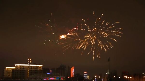 Новогодний салют в Нур-Султане - Sputnik Казахстан