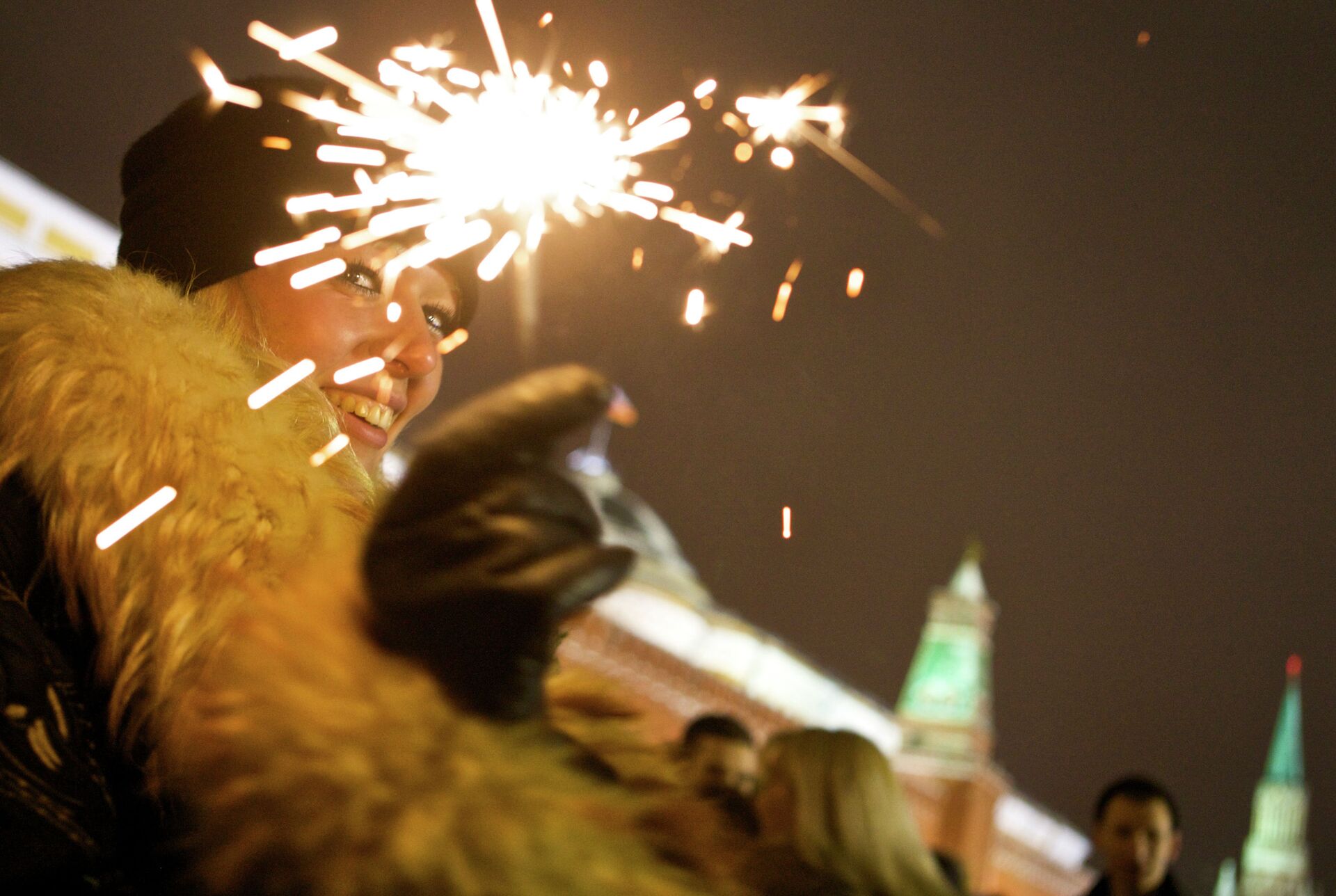 Бенгальский огонь - Sputnik Казахстан, 1920, 02.01.2026