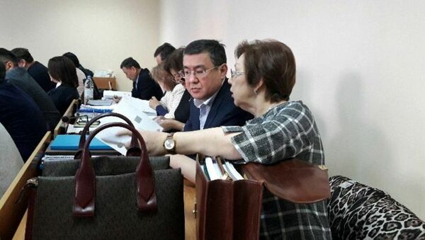 Бывший вице-министр энергетики Гани Садибеков на скамье подсудимых - Sputnik Казахстан