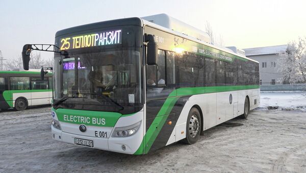 Первые электробусы вышли на маршруты в Нур-Султане  - видео - Sputnik Казахстан