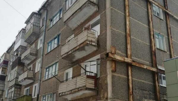 Аварийная пятиэтажка в Кокшетау - Sputnik Казахстан