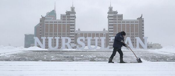 Снегопад в Нур-Султане - Sputnik Казахстан