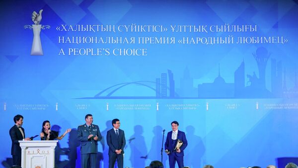 Премию «Народный любимец»-2020 впервые вручили иностранцу - Sputnik Казахстан