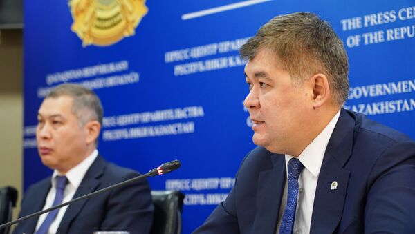 Министр здравоохранения Елжан Биртанов - Sputnik Казахстан