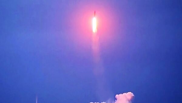 Пуск баллистической ракеты, архивное фото - Sputnik Казахстан