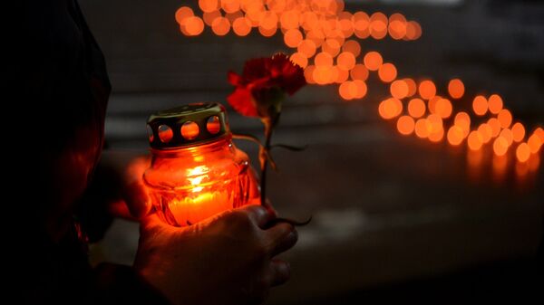 Цветы и свечи - Sputnik Казахстан