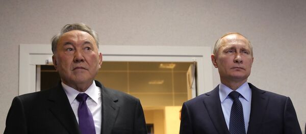 Президент РФ Владимир Путин и президент Казахстана Нурсултан Назарбаев - Sputnik Казахстан