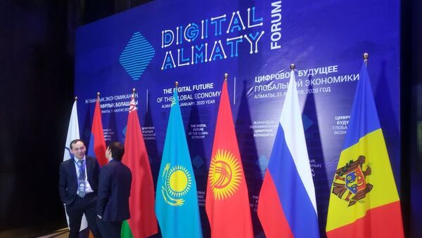 Флаги стран ЕАЭС и Молдова подготовлены для совместного фотографирования высоких гостей - Sputnik Казахстан