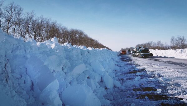 Трассы в Казахстане замело снегом - Sputnik Казахстан