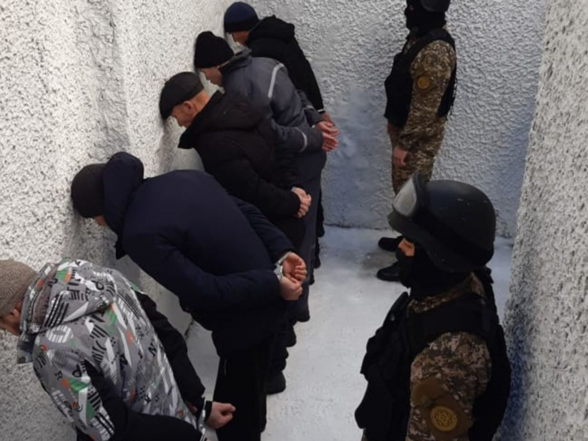 Фотографии задержанных террористов. Терроризм в Казахстане.
