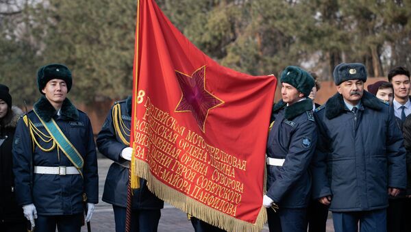 В честь 75-летия Великой Победы в Алматы прошла эстафета Мы - наследники Победы - Sputnik Казахстан