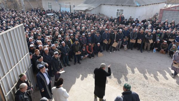 Похороны погибшего в беспорядках в селе Масанчи - Sputnik Казахстан