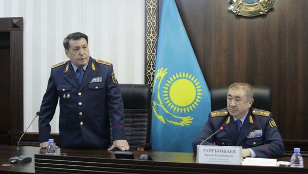 Министр внутренних дел Ерлан Тургумбаев представил нового главу полиции Жамбылской области  - Sputnik Казахстан