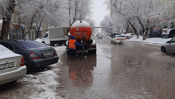 Откачка воды в Нур-Султане - Sputnik Казахстан