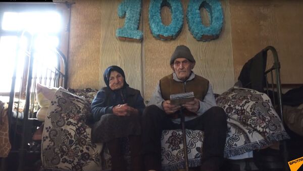 Вечная любовь: поразительная история из Грузии длиною в сто лет - видео - Sputnik Казахстан