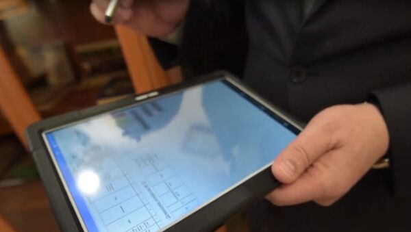 Перепись через планшет: сколько вопросов зададут казахстанцам - видео - Sputnik Казахстан