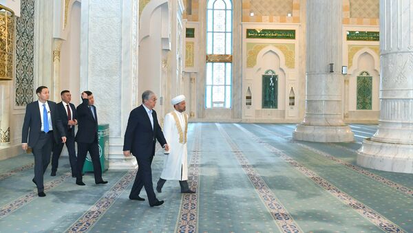 Глава государства посетил мечеть Хазрет Султан - Sputnik Казахстан