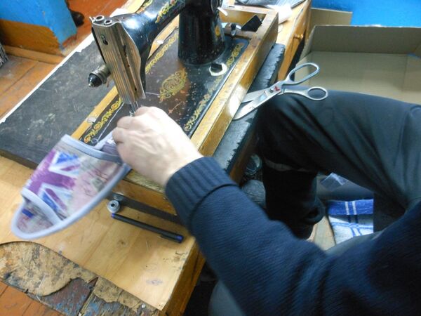 Убийца сшил тапочки для постояльцев дома престарелых в Павлодаре - Sputnik Казахстан