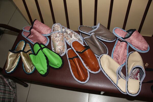 Убийца сшил тапочки для постояльцев дома престарелых в Павлодаре - Sputnik Казахстан