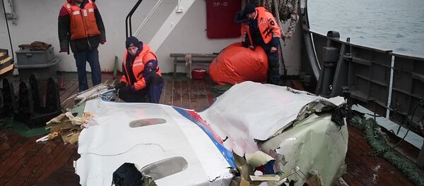 Поисковые работы в районе крушения ТУ-154 Минобороны РФ Поисковые работы в районе крушения ТУ-154 Минобороны РФ - Sputnik Казахстан