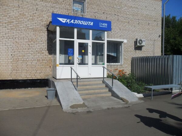 Подъемник для инвалидов установили в цветочной клумбе на севере Казахстана Подъемник для инвалидов установили в цветочной клумбе на севере Казахстана - Sputnik Казахстан