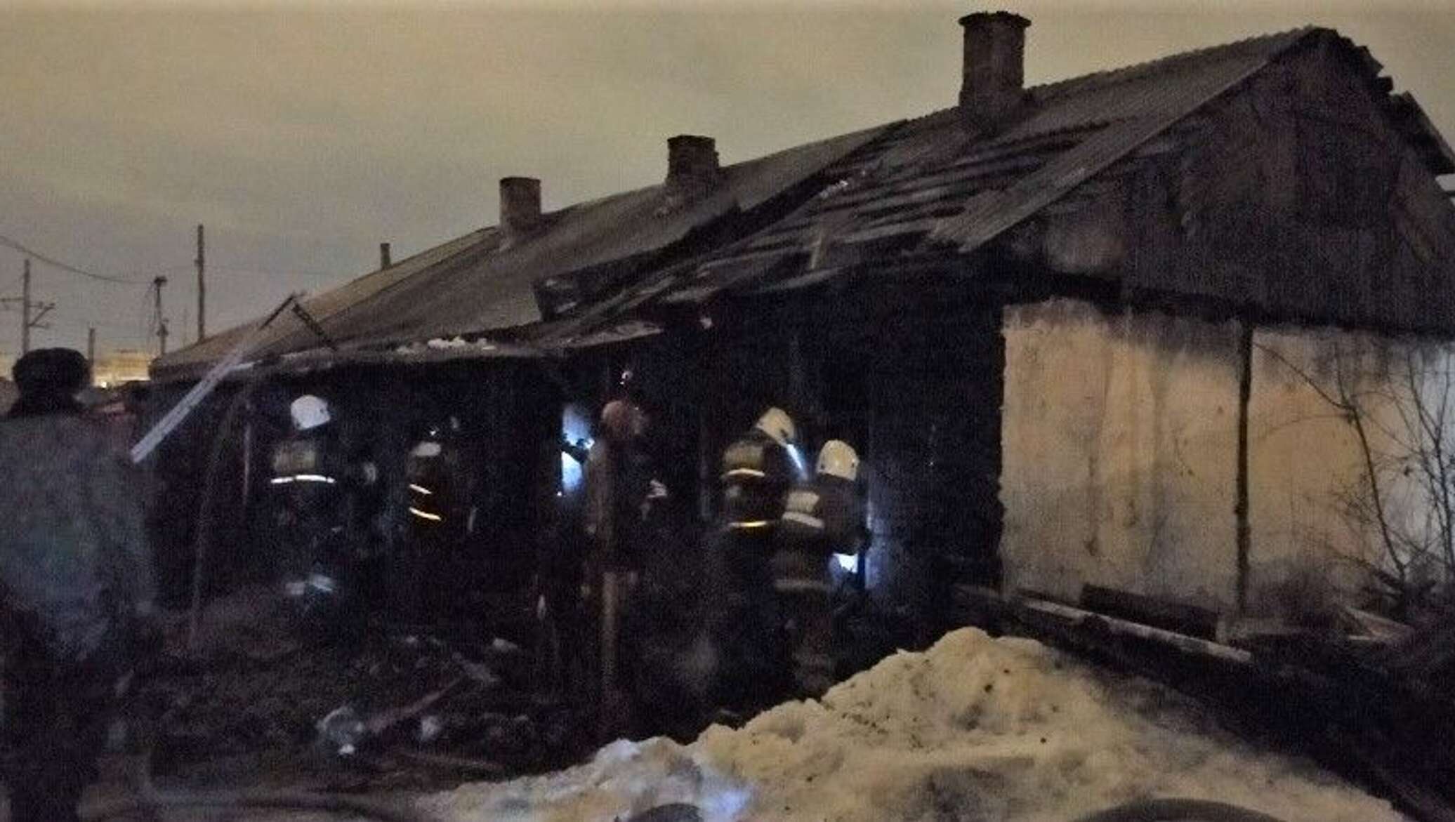 Последняя ночь: два брата сгорели в бараке в Петропавловске - 04.03.2020,  Sputnik Казахстан