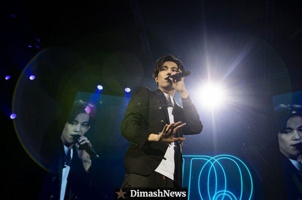 Атмосфера завораживающая. Как прошел концерт Димаша в Риге - Sputnik Казахстан