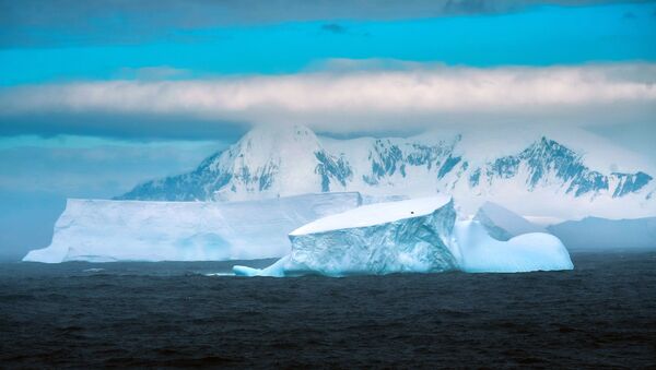 Мыс Маскар на острове Аделейд в Антарктиде - Sputnik Қазақстан