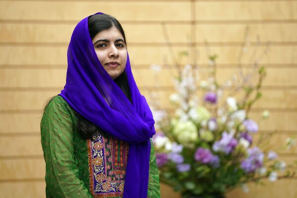 Әлемдік Нобель сыйлығының 18 жастағы лауреаты Малала Юсуфзай тоғызыншы орында тұр. - Sputnik Қазақстан