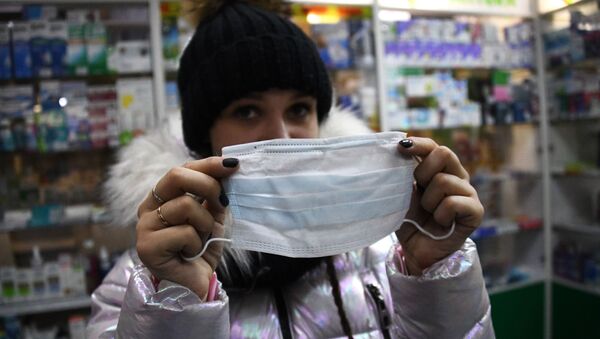 Продажа медицинских масок в аптеках - Sputnik Казахстан