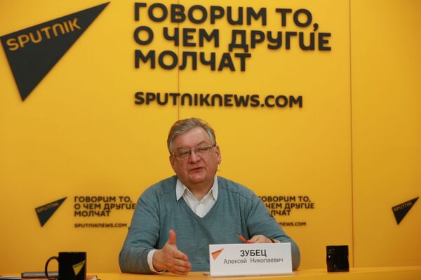 Как бизнесу перестать быть зависимым от доллара - мнение эксперта - Sputnik Казахстан