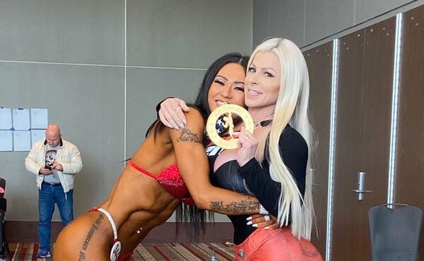 Из офиса банка - на Arnold Classic - откровения казахстанской бодибилдерши Из офиса банка - на Arnold Classic - откровения казахстанской бодибилдерши - Sputnik Казахстан