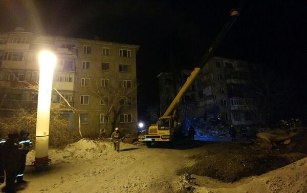 Многоэтажный дом обрушился в поселке Шахан - Sputnik Казахстан