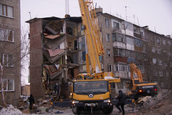 Обрушение жилого дома в Шахтинске - Sputnik Казахстан