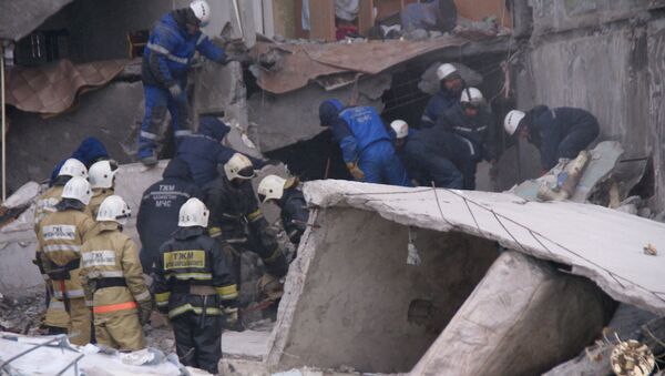 Обрушение жилого дома в поселке Шахан - Sputnik Казахстан