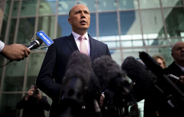 Австралийский политик Питер Крейг Даттон 
Australia's former home affairs minister, Peter Dutton, faces the media at a press conference in Canberra on August 21, 2018. - Embattled Australian Prime Minister Malcolm Turnbull narrowly survived a leadership challenge from within his own party on August 21 as discontent with his rule boiled over less than a year before national elections. Turnbull declared his position vacant at a Liberal party meeting to force the issue after rampant speculation that the more hardline Home Affairs Minister Peter Dutton wanted his job, with the government trailing the Labor opposition in opinion polls.  - Sputnik Казахстан