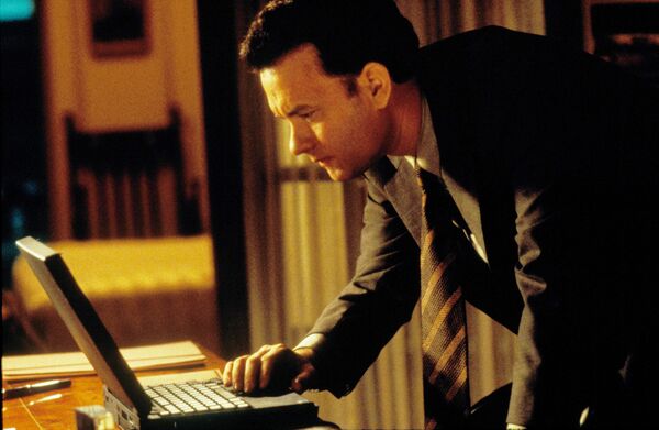 Apple: никаких айфонов для любых отрицательных киногероев!  - Sputnik Казахстан