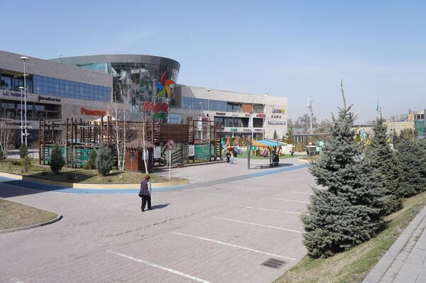 Торгово-развлекательный центр MEGA  в Алматы - Sputnik Казахстан