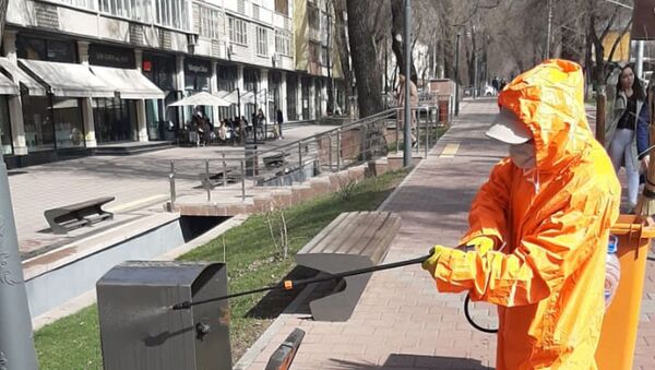 Санитарная обработка на улицах Алматы в связи с коронавирусом  - Sputnik Казахстан