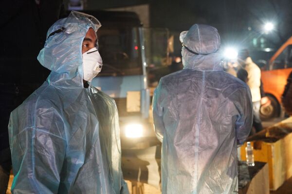 Те, кто не живет в Нур-Султане, должны уехать - столицу полностью закроют с 22 марта - Sputnik Казахстан