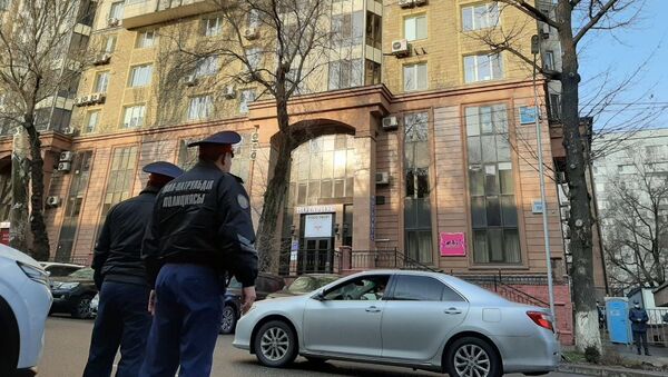 Первый очаг в городе Алматы, подвергнувшийся полному карантину: ЖК Сункар - Sputnik Казахстан