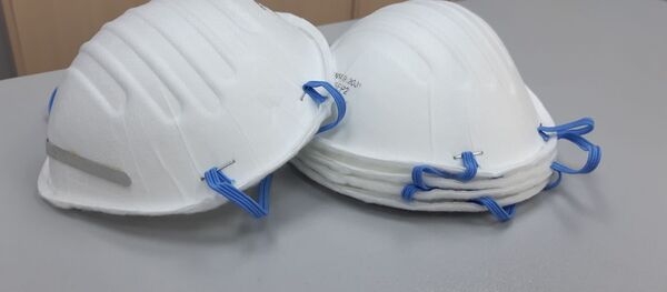 Стопка защитных масок - Sputnik Казахстан