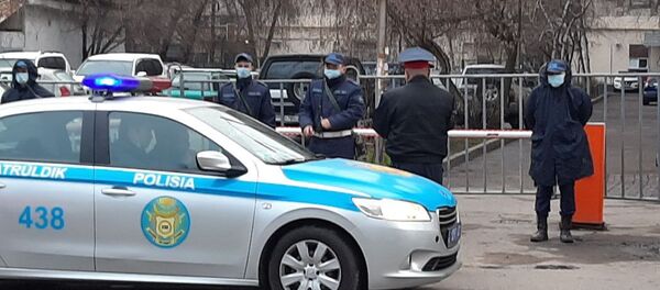 Оцепление жилого дома по адресу: Гоголя, 75 (угол улицы Тулебаева) - Sputnik Казахстан