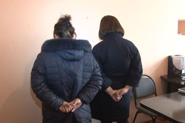 Подозреваемые в совершении карманных краж в ЮКО Подозреваемые в совершении карманных краж в ЮКО - Sputnik Казахстан