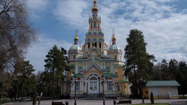 Вознесенский кафедральный собор в Алматы  - Sputnik Казахстан