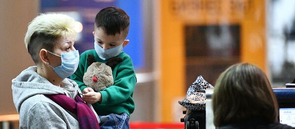 Усиление санитарного контроля в аэропорту Внуково в связи с коронавирусом - Sputnik Казахстан